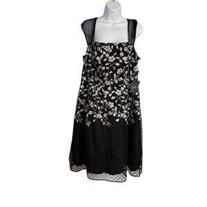 ADRIANNA PAPELL fit and flare dress. Size 16. New with tags.